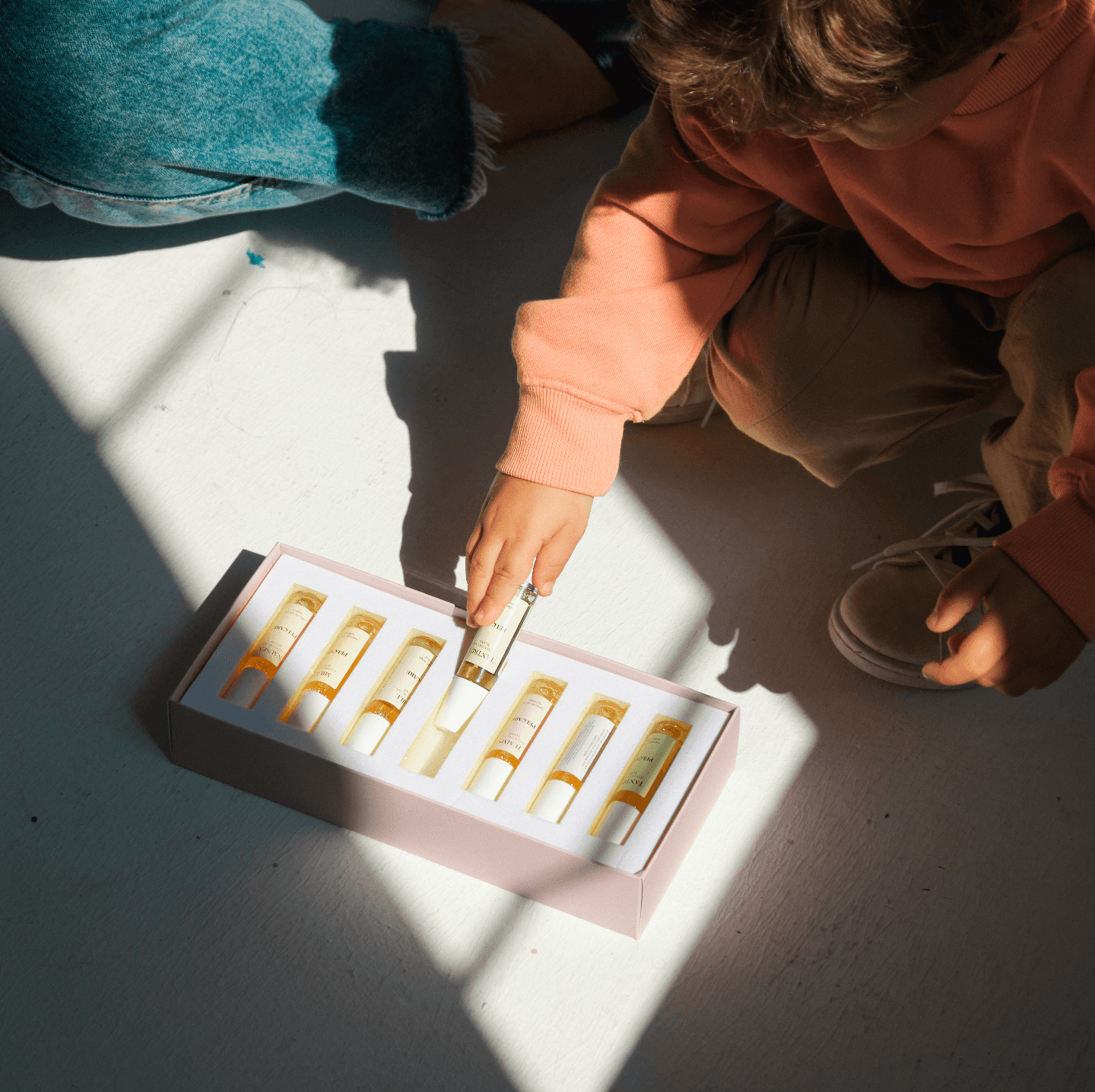 100% PURE ESSENTIAL OIL BLEND FOR BABIES AND MOMIES